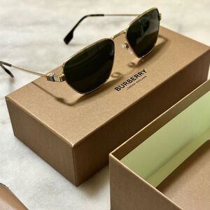 Brand new Burberry Gold Sunglasses